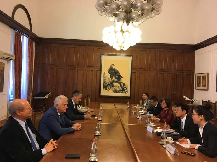 Састанак са извршним замеником градоначелника Сјамена Састанак са извршним замеником градоначелника Сјамена